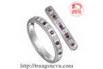Nhẫn cưới gắn kim cương và ruby