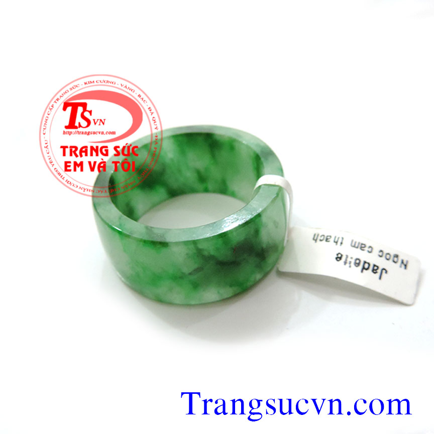 Nhẫn ngọc phỉ thúy nam, nhan ngọc