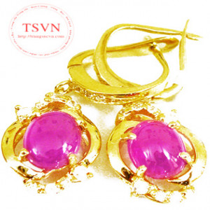 Bông tai gắn đá quý ruby