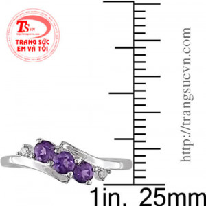 Nhẫn thạch anh tím
