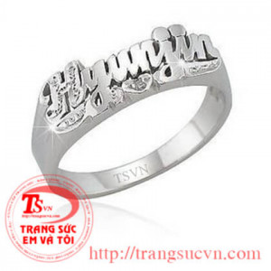 Nhẫn chữ theo yêu cầu