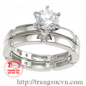 Nhẫn cưới gắn kim cương tròn