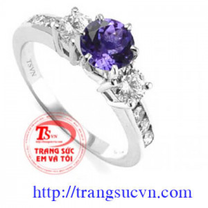 nhẫn bạc đá saphire nữ