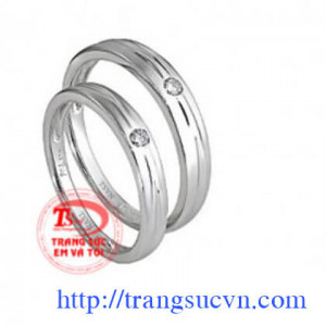 nhẫn cưới vàng 6 tuổi