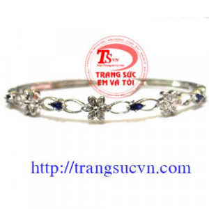 Vòng tay vàng trắng 