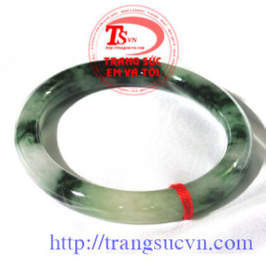 vòng ngọc thiên nhiên