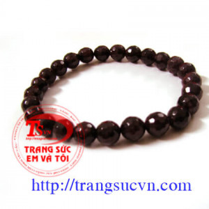 Vòng tay garnet