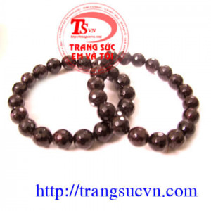 Garnet vòng tay 9ly