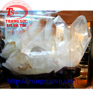 Tinh thể thạch anh