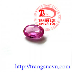 Saphire hồng