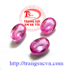 Saphire hồng