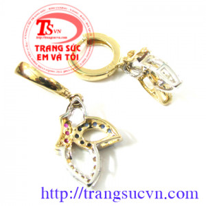 Hoa tai đá quý sang trọng, mới lại thể hiên đẳng cấp quý phái