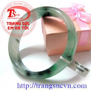 Ngọc bản hẹ jadeite