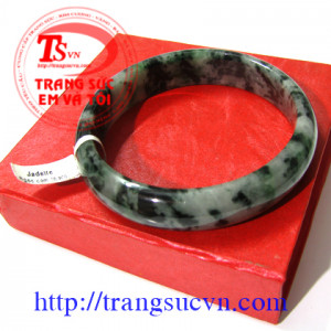 Vòng ngọc vân khoai môn