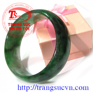 Vòng Ngọc Hà Nội