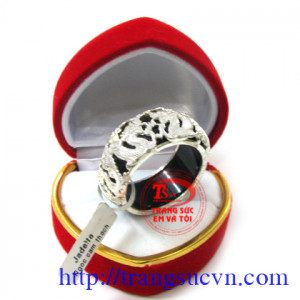 Nhẫn rồng mã não