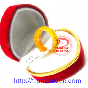 Nhẫn ngọc vàng mệnh kim, mệnh Thổ