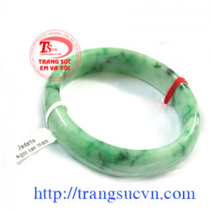 Vòng Cẩm Thạch A size 59