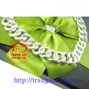 lắc bạc nam đẹp