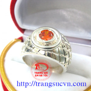Nhẫn đá Màu đỏ nhạt