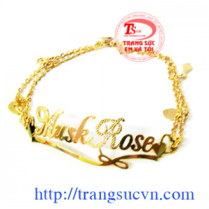 Lắc tay chữ vàng