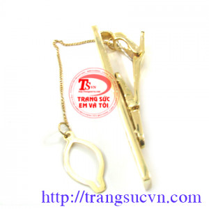 Bán Kẹp Vàng Caravat,Giá Kep Vàng Caravat Có giấy kiểm định®  Kẹp Vàng Caravat bán toàn quốc Trangsucvn.com -Website chuyên Trang sức Nam Nữ. Vàng bạc, quý, ngọc. Có quý và vàng. Đặt hàng tại Sức Em Và Tôi theo yêu cầu