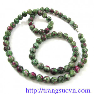 Bộ Vòng Ruby Ân Độ lạ, độc đáo