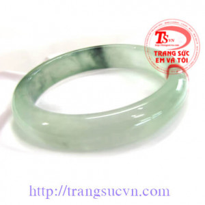 Vòng  Phỉ Thúy Trong đẹp