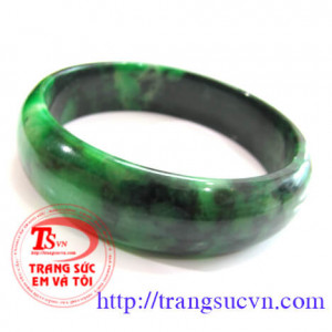 Vòng ngọc xanh xám