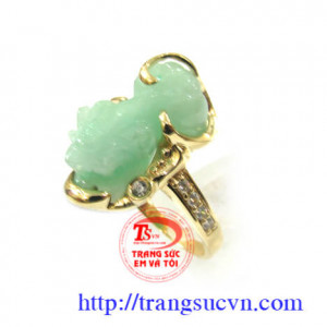 Nhẫn vàng màu tinh tế gắn tỳ hưu đá thiên nhiên, mang lại may mắn và hộ mệnh, Nhẫn nữ vàng tây dành cho phái đẹp