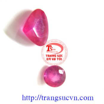 Mặt ruby trái tim