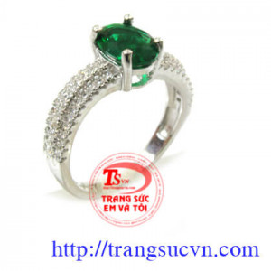 Nhẫn đá màu xanh