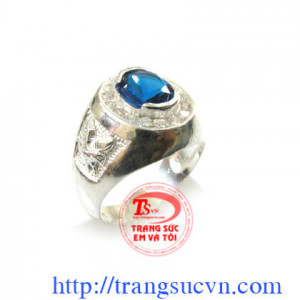 Nhẫn bạc đá xanh