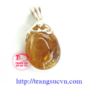 Viên thạch anh tóc bọc bạc