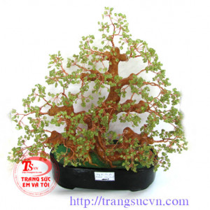 Cây đá peridot thiên nhiên