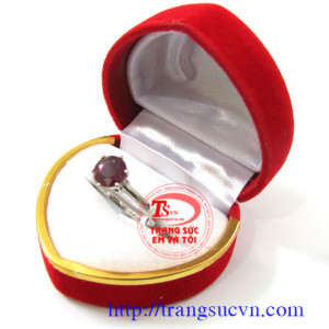 Nhẫn nữ vàng trắng ruby