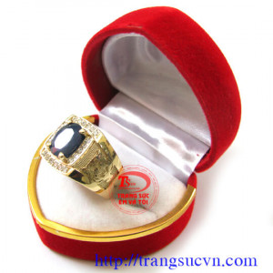 Nhẫn đầu hổ sapphire