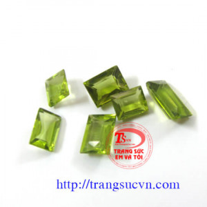 Đá Peridot Vuông và Chữ Nhật