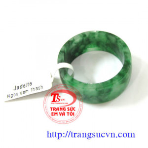 Jadeite-Ngọc cẩm thach,Nhẫn