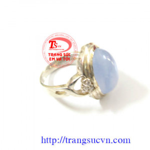 Nhẫn mặt mã não thiên nhiên