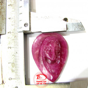 Mặt Đức Mẹ hình trái tim