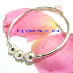 Lắc trẻ em bạc