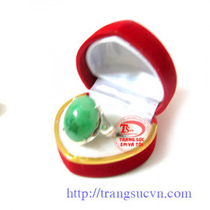Nhẫn bạc mặt ngọc