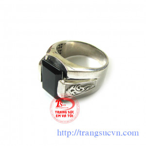 Nhẫn thạch anh khói