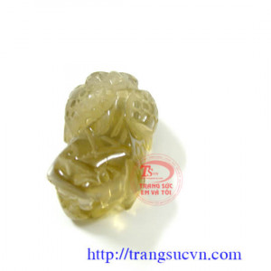 Tỳ hưu vàng đậm