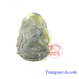 Phật quan âm đá quý