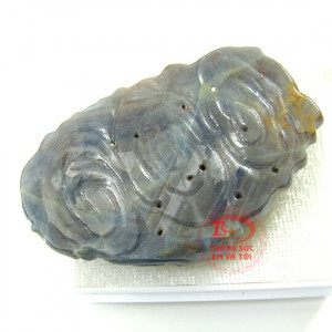 Phật sapphire to nhất