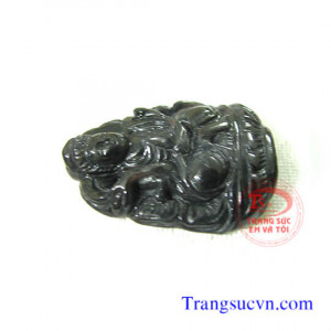 phật sapphire đen