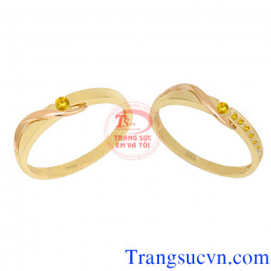 Cặp nhẫn sapphire vàng
