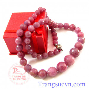 Chuỗi vòng cổ đá ruby 